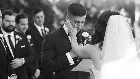 How To Write The Best Groom Wedding Vows With Real Examples