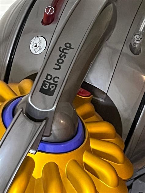 Dyson Dc39 Canister Vacuum
