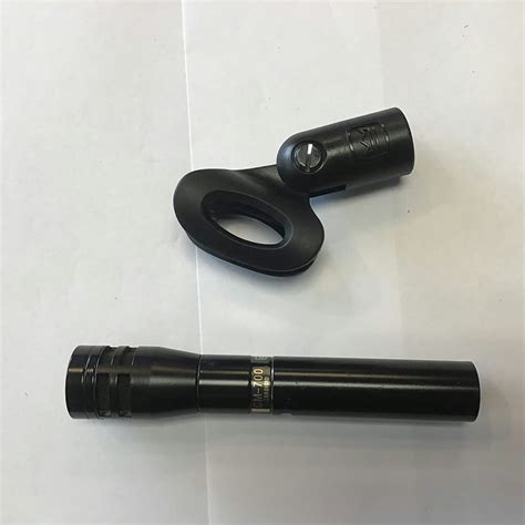 Crown CM-700 Microphone | Reverb