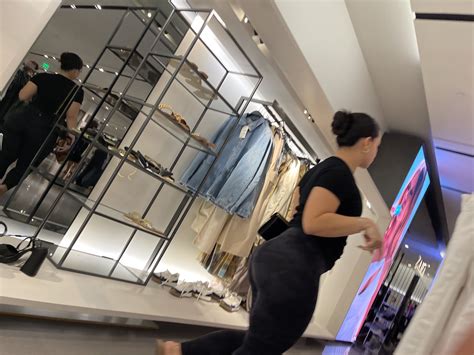 Thick Curvy Voluptuous Latina Oc Spandex Leggings Yoga Pants Forum