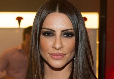 Cleo Pires Revela Que Era Viciada Em Filme Porn Mar Lia Not Cia