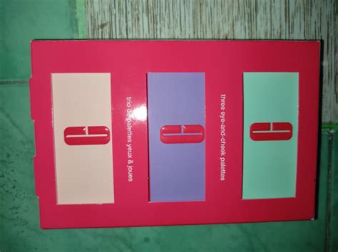Clinique Eye Shadow Palette On Carousell