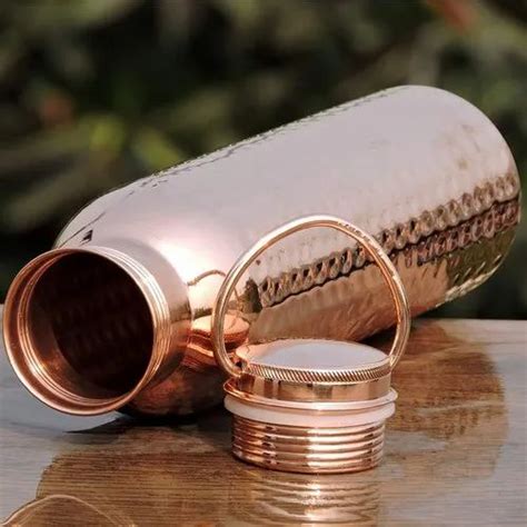 Standard Matt Hammered Leak Proof Copper Water Bottle Round At Rs 450