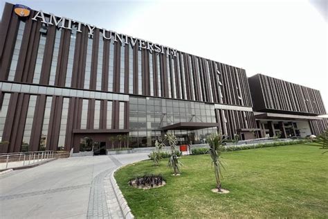 Amity University Mohali Campus: Photos, Virtual Tour