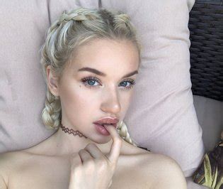 Wow Luscious Hentai Manga Porn