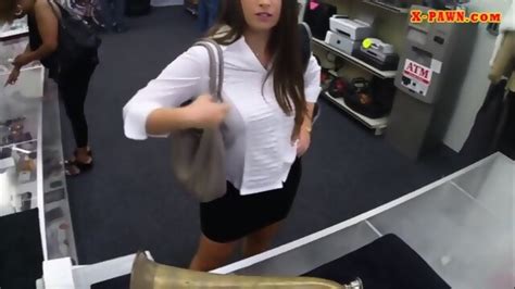 Phat Bum Amateur Brunette Babe Fucked In The Backroom