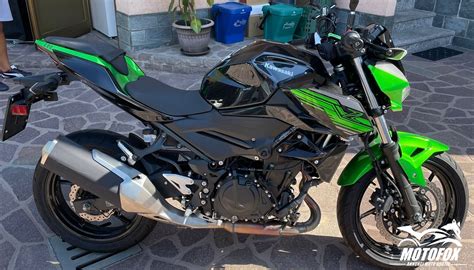 Kawasaki Naked Z MODELLO MotoFox