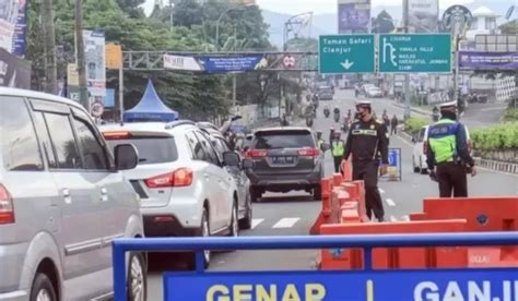 Long Weekend Polisi Terapkan Ganjil Genap Di Jalur Puncak Pada