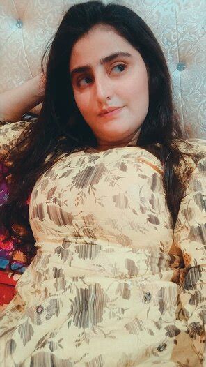 Newly Married Pakistani Wife Teasing With Sexy Boobs And Pussy Newly Married Pakistani