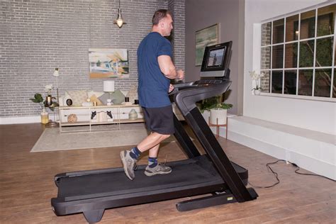 A Home Gym Powerhouse: NordicTrack Commercial 1750 Review (2024) - What Our Fitness Experts Found