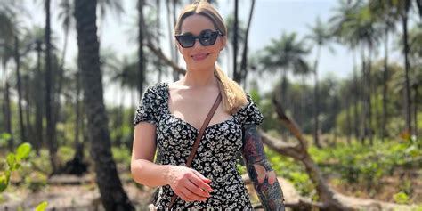 Ewelina Lisowska Odpoczywa W Afryce Pokaza A Si W Bikini W Panterk