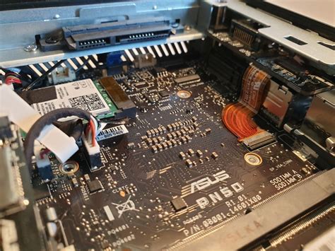 ESXi on AMD Ryzen based ASUS PN50 | virten.net