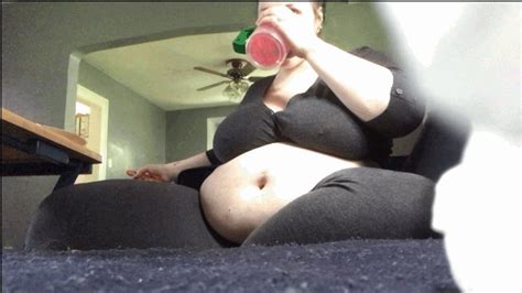 Secretly Admiring Piggys Chubby Tummy MP4 HD Kyras BBW Fetish Depot Clips4sale