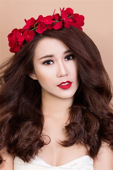 Nh Ng B M I Cong H H Ng C A Hot Girl Vi T