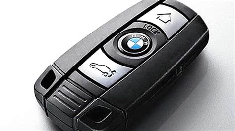 ЗАМЕНА БАТАРЕЙКИ В КЛЮЧЕ БМВ - YouTube