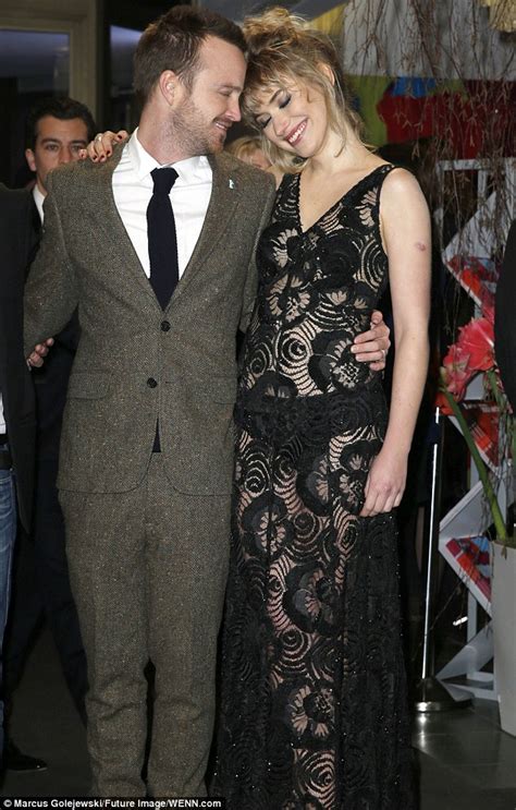 Toni Collette Stuns In Gorgeous Nude Gown At Berlin Film Festival Daily Mail Online