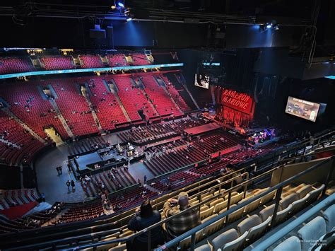 What makes the montreal shows concerts scene so special now 36