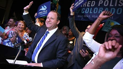 Estados Unidos Tiene El Primer Gobernador Gay De Su Historia Perfil