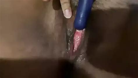 Scopa La Sua Figa In Missionario Sponsor Scopa Il Suo Bbw In Un Video Domestico Calda Latina