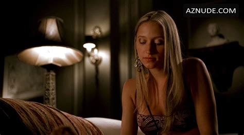 NIKKI DINKI Nude AZNude