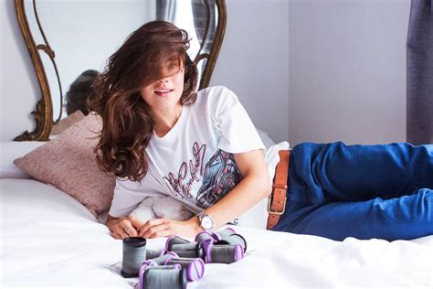 Hot Roller Tutorial Get Volume And Bouncy Curls