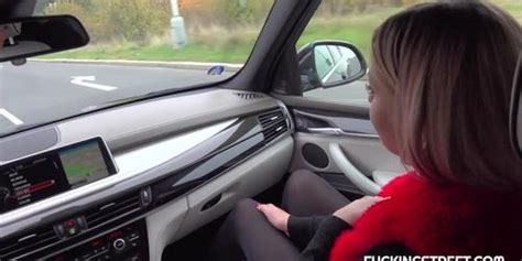 Blonde Gives Her Saviour Some Unexpected Sex Tnaflix