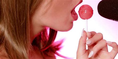 Hot Girl Licking ASMR Tnaflix