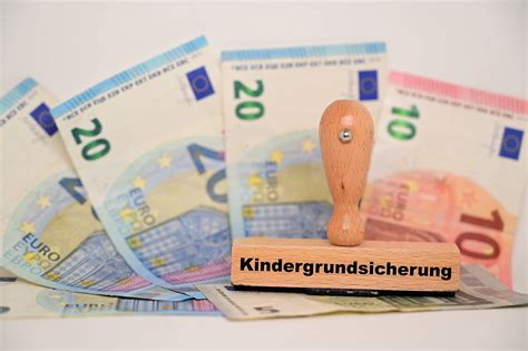 Kindergrundsicherung Hayaaleshba