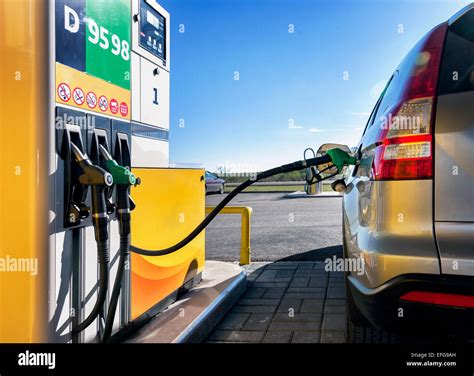 petrol station banque de photographies  dimages  haute resolution