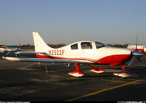 Lancair Lc 41 550fg Columbia 400 Untitled Aviation Photo 0814244