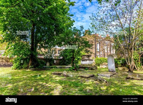 Former Site Of Stepney Meeting House Burial Ground Mercers Burial