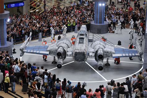 "Life-size" Star Wars X-Wing spotted at Singapore airport