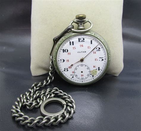 ancienne montre gousset ULTRA Mouvement mécanique Old Pocket Watch