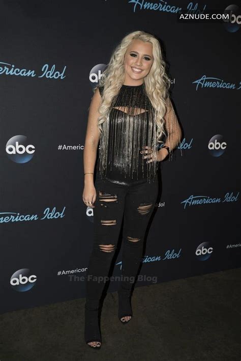 GABBY BARRETT Nude AZNude