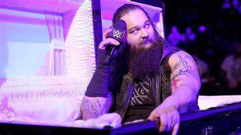 Bray Wyatt Lanza Un Reto A The Undertaker En WWE FastLane Szutv