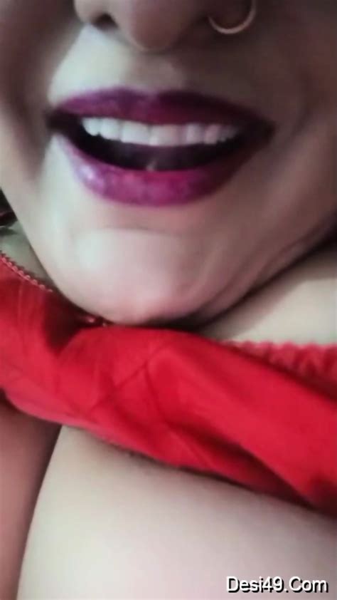 Divya Hot Tango App Model Couples Show Big Boobs Pressing And Pussy Fingering By Husband