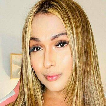 Carminakhourmy CarminaKhourmy Nude Leaks OnlyFans FapSea