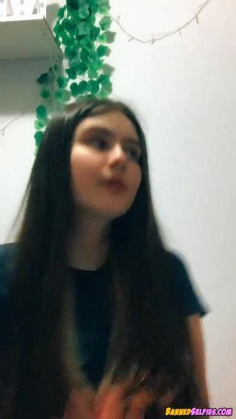 Irene Amazing 21 Years Old College Girl Nude Selfie Bannedselfies