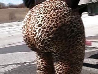 Leopard Free Xxx Tubes Look Excite And Delight Leopard Porn At Hotntubes