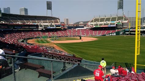 8月5日 金曜日 広島カープ対阪神 マツダスタジアム 外野指定レフト1階席 4枚連番 Blogknakjp