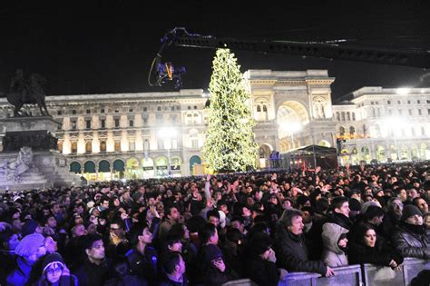 Capodanno 2015 A Milano Concerti In Piazza Mostre Ed Eventi Per I