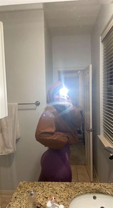 Nudes Girlsinyogapants NUDE PICS ORG