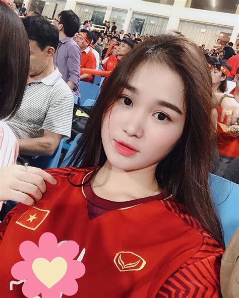 Nhan S C G I C M C A Hot Girl T O Qu N B N L B N G I Ti N V Ho Ng C