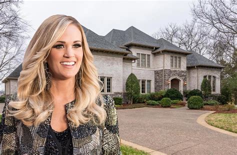 Carrie Underwood Selling Nashville Home Where Face Injury Happened