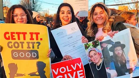 Sex Strike Why Over Jewish Women In US Are Refusing To Sleep With Their Husbands US News