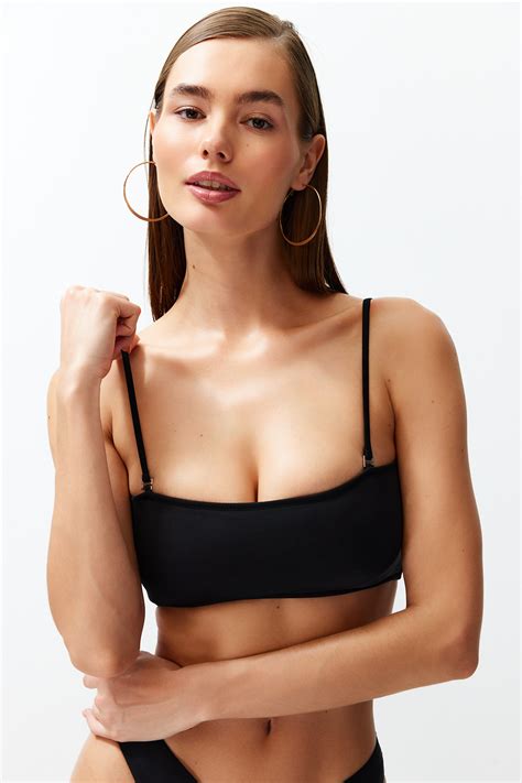 Trendyolmilla Siyah Straplez Mix Match Bikini Üstü TBESS24BU00128