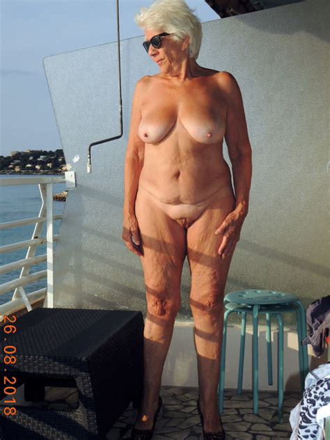 Full Frontal Grannies Porn Pictures Xxx Photos Sex Images Pictoa