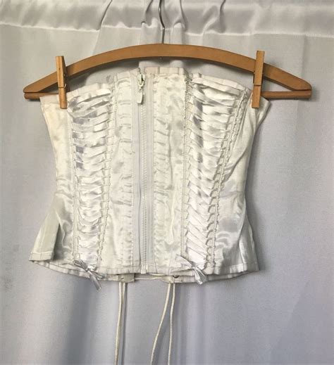 Underbust Espartilho Corset Corpete Corselete Lingerie Vintage Retr Cgc Branca Cetim Z Per
