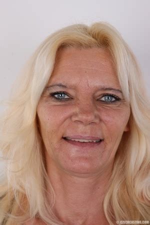 Mature Blonde Likes To Experiment New Cock XXX Dessert