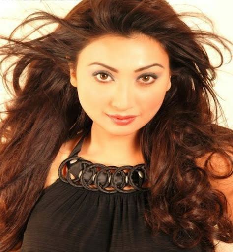 Ayesha Khan Hot Sexy Bikini Images Album Photos Pics Cinemagigs